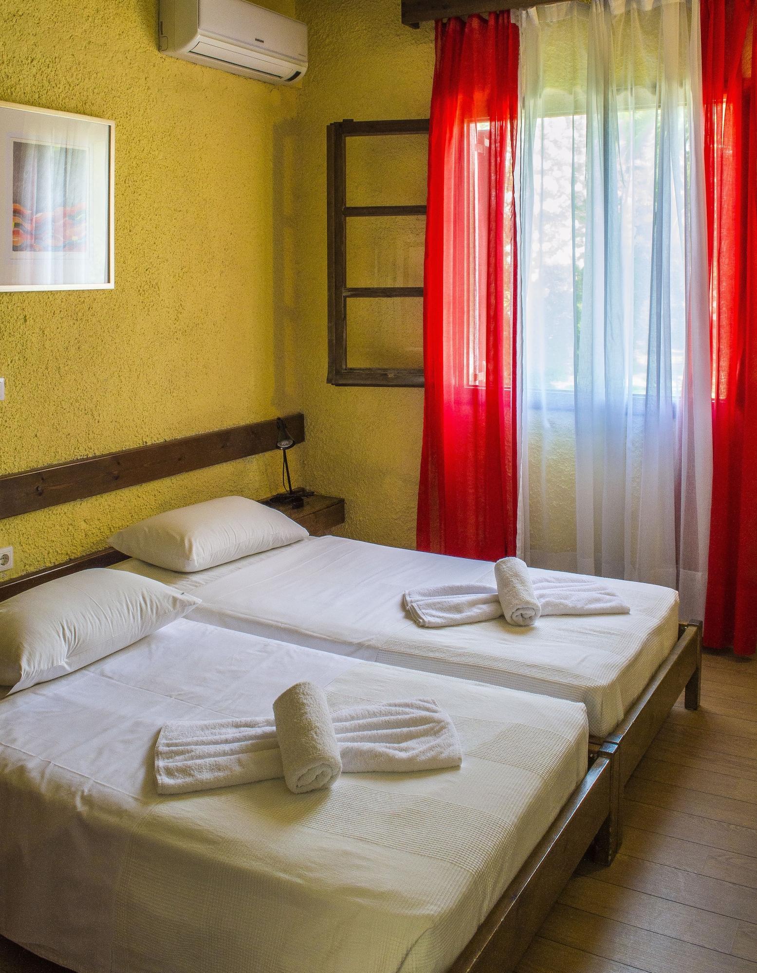 Folies Corfu Town Aparthotel