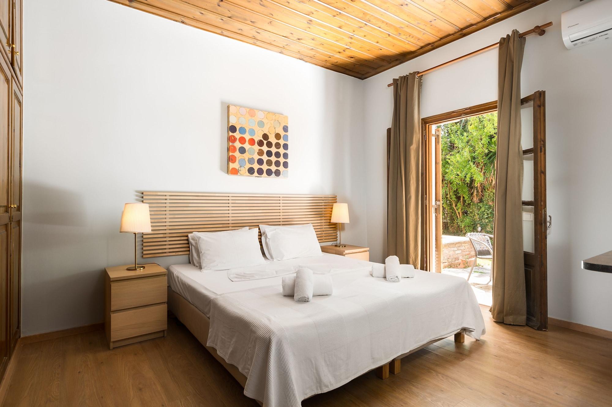 Aparthotel Folies Corfu Town 3*