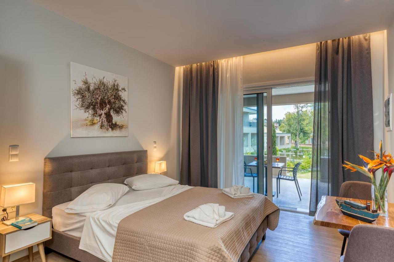 Folies Corfu Town Aparthotel 3*
